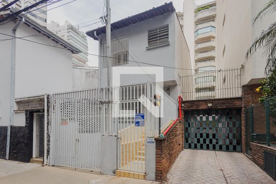 Fachada de casa para alugar com 3 quartos, 240m² em Paraíso, São Paulo