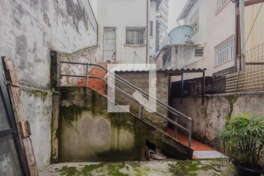 Quintal de casa para alugar com 3 quartos, 240m² em Paraíso, São Paulo