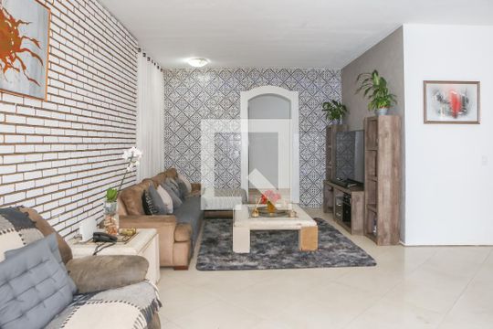 Sala de casa à venda com 4 quartos, 342m² em Alto da Lapa, São Paulo