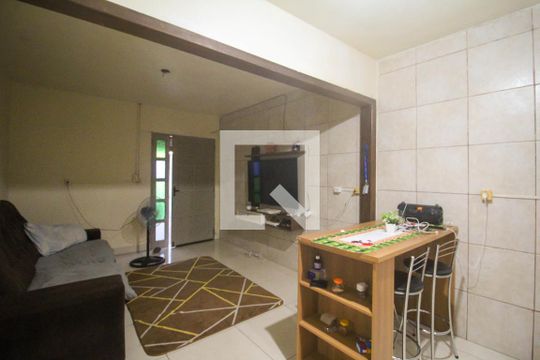 Sala de casa à venda com 3 quartos, 128m² em São Miguel, São Leopoldo
