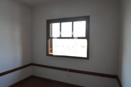 Quarto 2 de casa à venda com 3 quartos, 236m² em Vila Valparaíso, Santo André