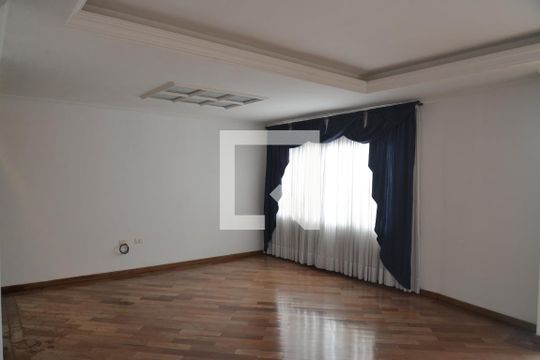 Sala de casa à venda com 3 quartos, 236m² em Vila Valparaíso, Santo André