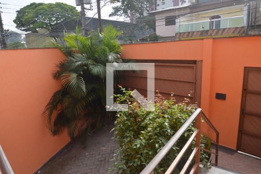 Garagem de casa à venda com 3 quartos, 236m² em Vila Valparaíso, Santo André