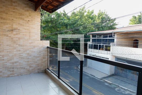 Sacada de casa à venda com 4 quartos, 286m² em Bandeiras, Osasco