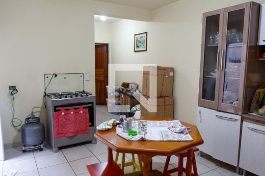 Cozinha de casa à venda com 4 quartos, 286m² em Bandeiras, Osasco