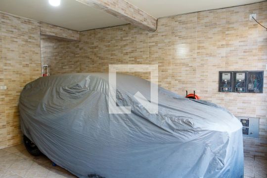 Garagem de casa à venda com 4 quartos, 286m² em Bandeiras, Osasco
