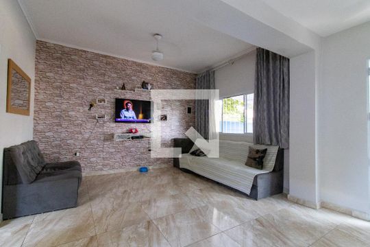 Casa à venda com 3 quartos, 250m² em Vila Industrial (campinas), Campinas