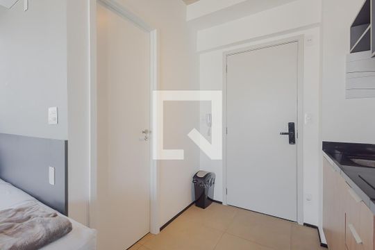Cozinha de kitnet/studio à venda com 1 quarto, 21m² em Jardim Paulista, São Paulo