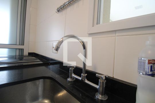 Cozinha de apartamento à venda com 2 quartos, 81m² em Cambuí, Campinas