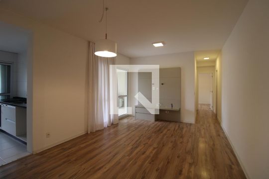 Apartamento à venda com 2 quartos, 81m² em Cambuí, Campinas
