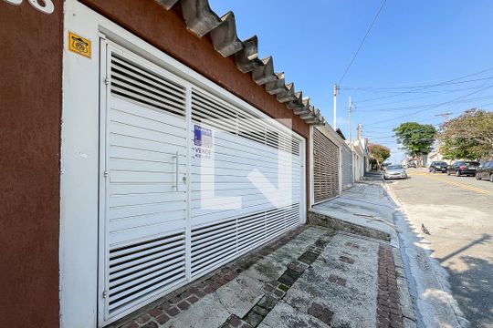 Fachada + plaquinha de casa à venda com 3 quartos, 162m² em Mauá, São Caetano do Sul