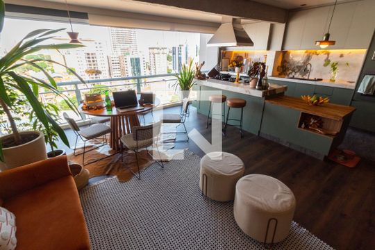 Sala de apartamento à venda com 3 quartos, 110m² em Centro, Campinas