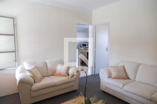 Sala de casa à venda com 1 quarto, 300m² em Jardim Bom Clima, Guarulhos