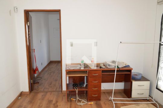 Sala de casa à venda com 4 quartos, 150m² em Vila Dom Pedro I, São Paulo