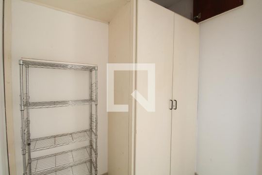 Quarto de Serviço de apartamento para alugar com 2 quartos, 74m² em Vila Andrade, São Paulo