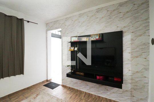 Sala de casa à venda com 4 quartos, 246m² em Vila Bancaria Munhoz, São Paulo