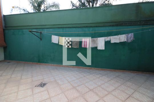 Quintal de casa de condomínio à venda com 6 quartos, 380m² em Adalgisa, Osasco