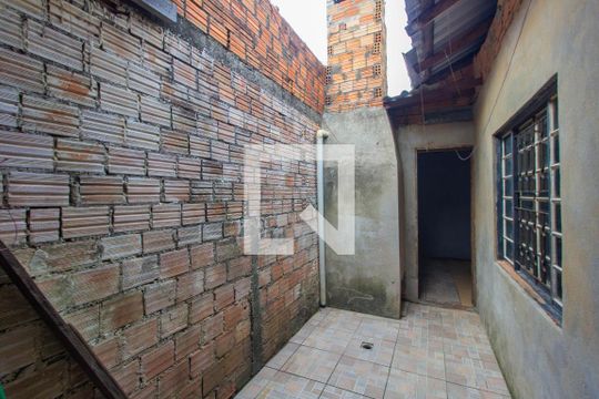 Área de Serviço de casa à venda com 3 quartos, 80m² em Rio Branco, Canoas