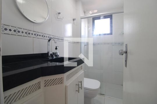 Banheiro de apartamento à venda com 2 quartos, 60m² em Cidade Ademar, São Paulo