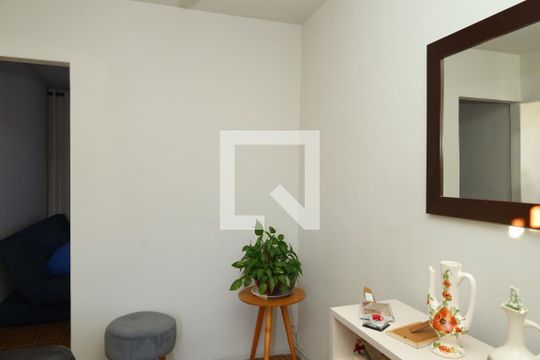 Sala de apartamento à venda com 2 quartos, 48m² em Conjunto Residencial José Bonifácio, São Paulo