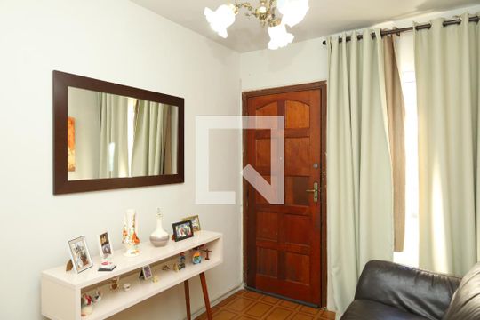 Sala de apartamento à venda com 2 quartos, 48m² em Conjunto Residencial José Bonifácio, São Paulo
