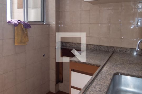 Cozinha de apartamento à venda com 2 quartos, 63m² em Bela Vista, São Paulo