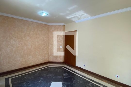 Casa 1 - Sala de casa à venda com 4 quartos, 317m² em Vila Guiomar, Santo André