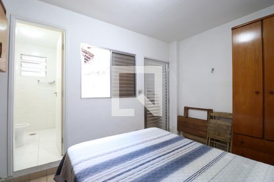 Suíte de casa para alugar com 4 quartos, 230m² em Pompeia, São Paulo
