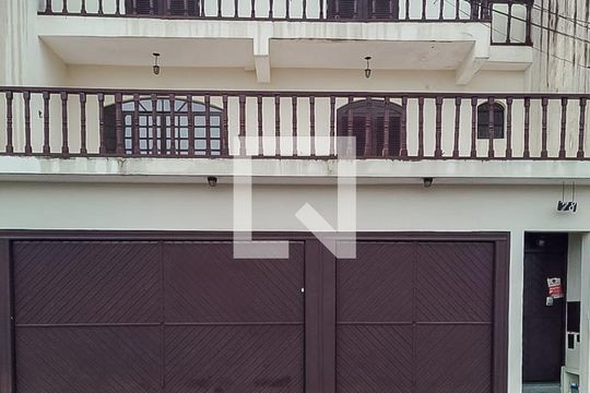 Fachada de casa para alugar com 7 quartos, 440m² em Vila Guarani, Mauá
