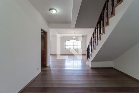 Sala de casa para alugar com 7 quartos, 440m² em Vila Guarani, Mauá