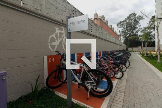 Condomínio - Bicicletário de apartamento à venda com 2 quartos, 48m² em Penha de França, São Paulo