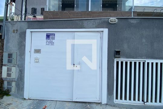 Fachada de apartamento à venda com 2 quartos, 102m² em Vila Scarpelli, Santo André