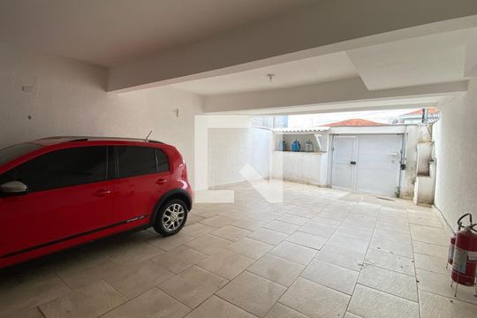 Garagem de apartamento à venda com 2 quartos, 102m² em Vila Scarpelli, Santo André