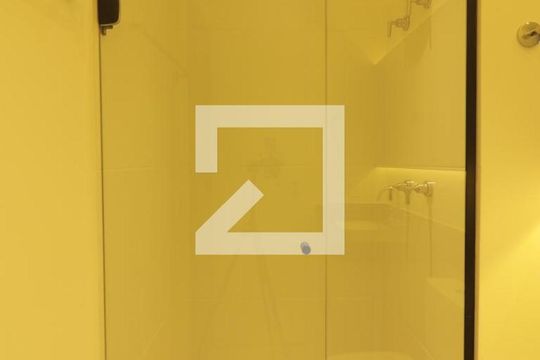 Banheiro da Suíte 2 de apartamento para alugar com 2 quartos, 61m² em Vila Nova Conceição, São Paulo