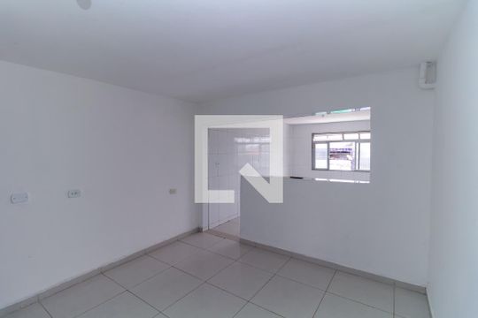 Sala de casa para alugar com 2 quartos, 70m² em Jardim Rodolfo Pirani, São Paulo