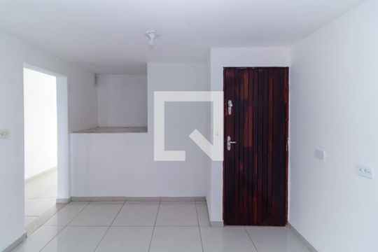 Sala de casa para alugar com 2 quartos, 70m² em Jardim Rodolfo Pirani, São Paulo