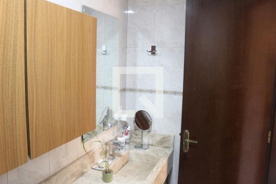 Banheiro Social de apartamento para alugar com 3 quartos, 136m² em Santa Maria, São Caetano do Sul