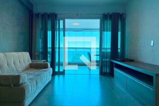 Sala de apartamento para alugar com 1 quarto, 72m² em Barra, Salvador