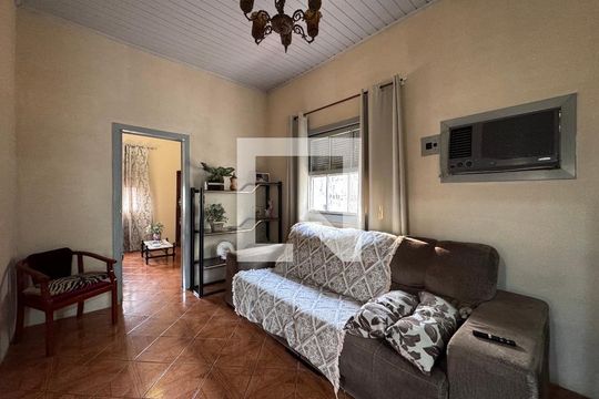 Sala de casa à venda com 3 quartos, 158m² em Cristo Rei, São Leopoldo