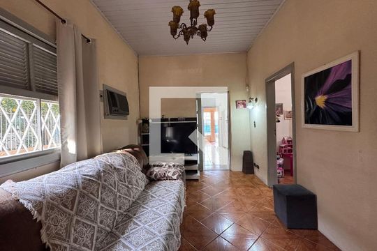 Sala de casa à venda com 3 quartos, 158m² em Cristo Rei, São Leopoldo