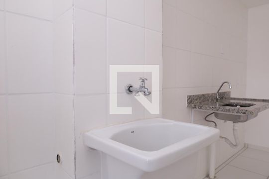 Área de Serviço de apartamento à venda com 2 quartos, 46m² em Vila Carmosina, São Paulo
