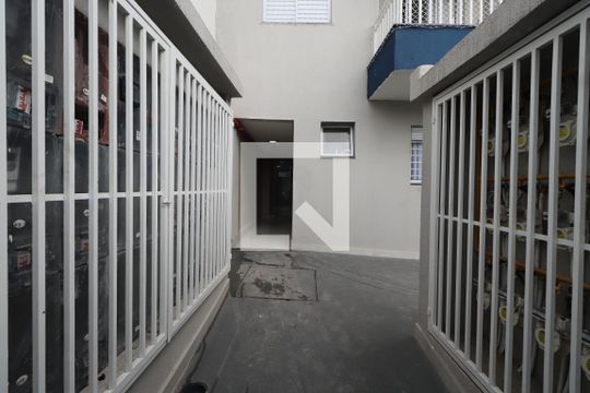 Entrada de apartamento à venda com 2 quartos, 45m² em Chácara Califórnia, São Paulo