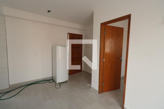 Sala de apartamento para alugar com 2 quartos, 45m² em Chácara Califórnia, São Paulo