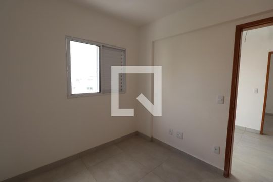Quarto 1 de apartamento para alugar com 2 quartos, 45m² em Chácara Califórnia, São Paulo
