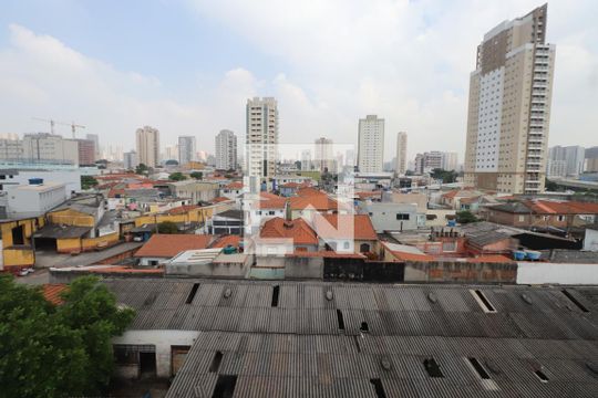 Vista do Quarto 1 de apartamento para alugar com 2 quartos, 45m² em Chácara Califórnia, São Paulo