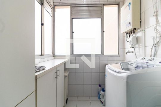 Lavanderia de apartamento à venda com 3 quartos, 61m² em Jardim Maria Estela, São Paulo