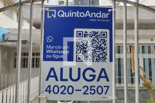 Fachada de casa para alugar com 3 quartos, 315m² em Santana, São Paulo