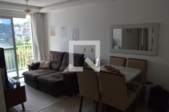 Sala de apartamento à venda com 2 quartos, 70m² em Taquara, Rio de Janeiro
