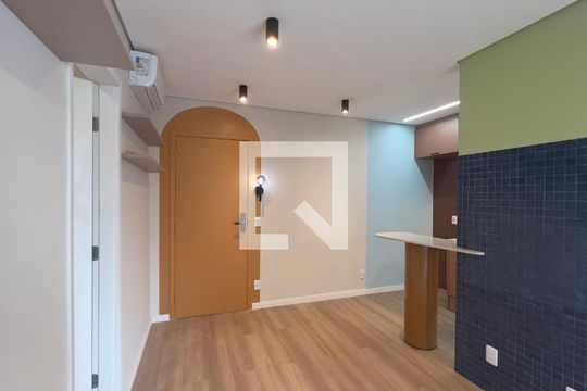 Sala de apartamento para alugar com 1 quarto, 37m² em Pinheiros, São Paulo