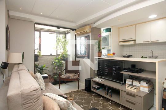 Sala de apartamento à venda com 2 quartos, 62m² em Cidade Baixa, Porto Alegre